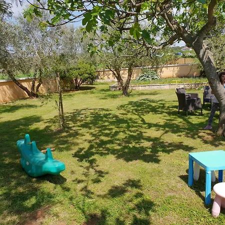 Daire Luxury Marin - Summer Paradise, Terrace, Garden, Summer Kitchen & Barbecue, Near The Beaches, Istria