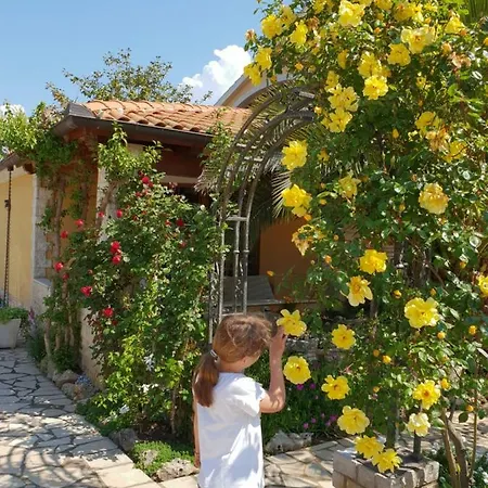 Luxury Marin - Summer Paradise, Terrace, Garden, Summer Kitchen & Barbecue, Near The Beaches, Istria * Pomer