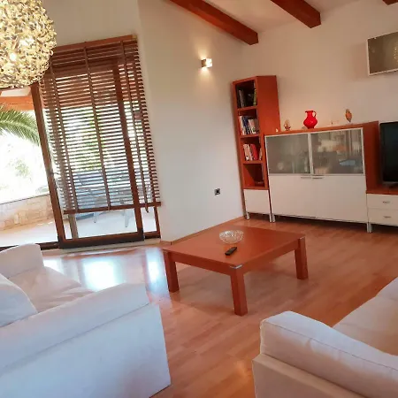 Luxury Marin - Summer Paradise, Terrace, Garden, Summer Kitchen & Barbecue, Near The Beaches, Istria Daire Pomer